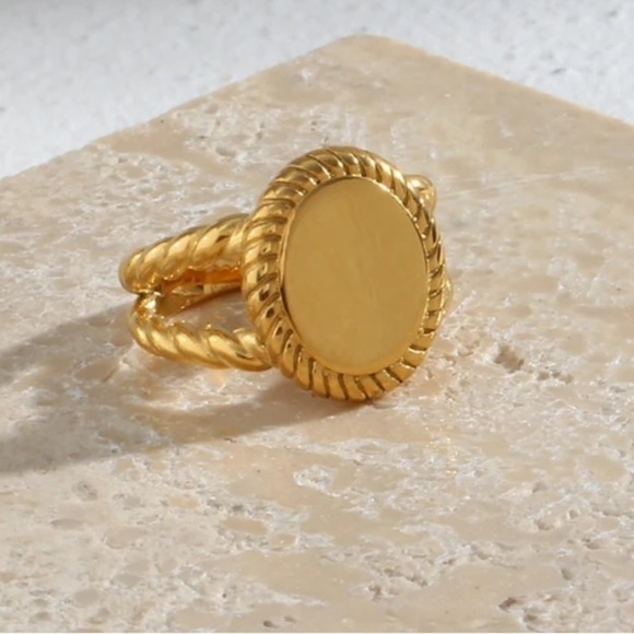 NEW Unique Gold or Silver Retro Oval Ring - Picture 7 of 9